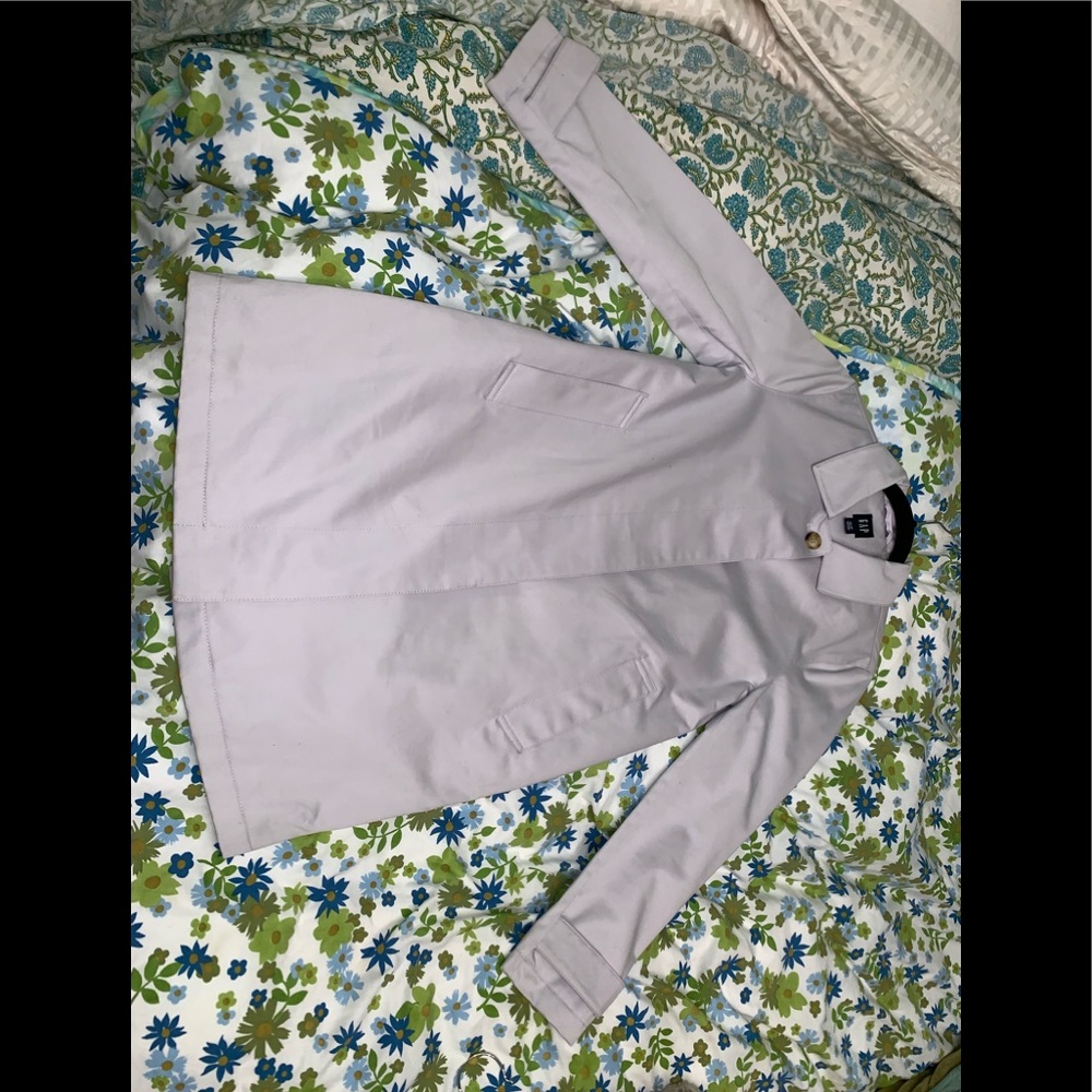 Beautiful GAP trench coat XS